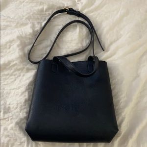 BLACK TOTE BAG